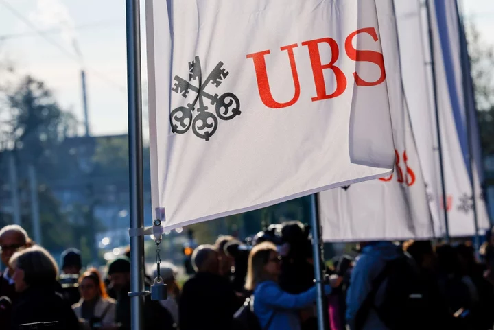 Swiss Vote on Plan to Nationalize UBS Proposed, SoZ Reports