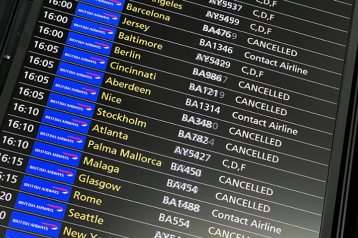 UK air traffic control says it has fixed a technical problem that sparked delays and cancellations
