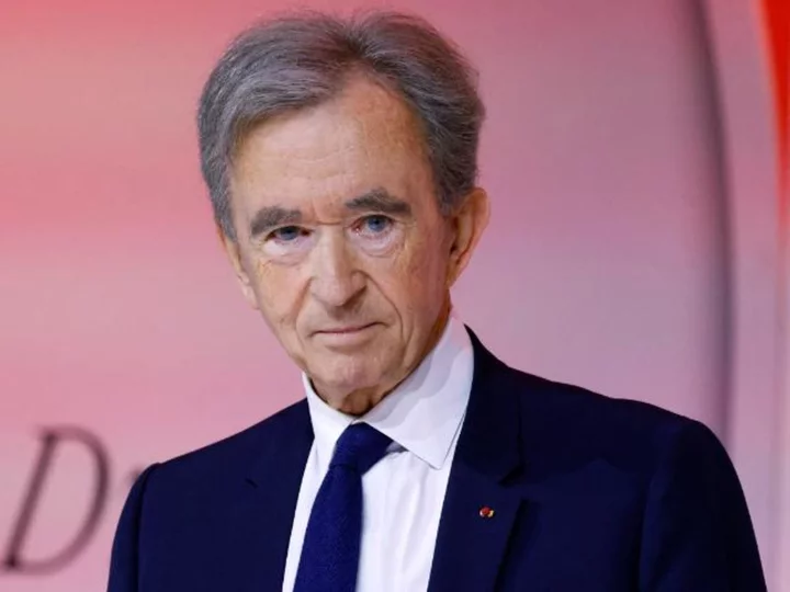 French prosecutor probes billionaire Bernard Arnault over dealings with Russian businessman