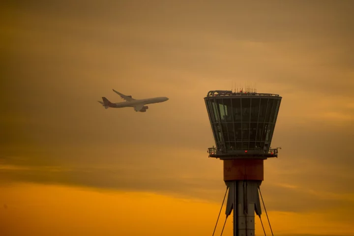UK Names Head to Review Cause of Summer Air-Traffic Outage