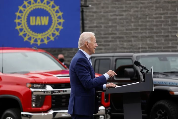 Biden wants UAW, automakers to work around-the-clock to avert strike