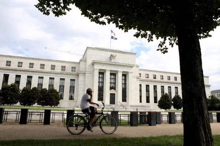 Analysis-Bruised Treasury bulls see glimmer of hope after Fed meeting, smaller issuance
