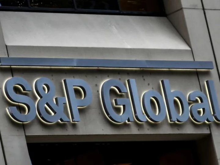 S&P downgrades five US banks following Moody's lead