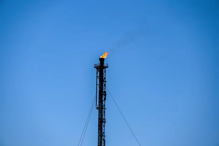 European Gas Prices Slump as Risk of Australian Strike Recedes