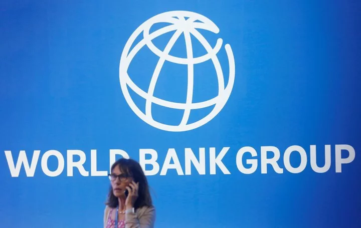 Argentina announces over $1 billion in credit from World Bank, IDB