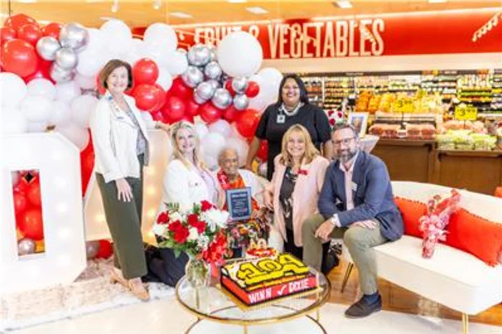 Southeastern Grocers celebrates milestone in BID commitment with $1 million awarded to nonprofits