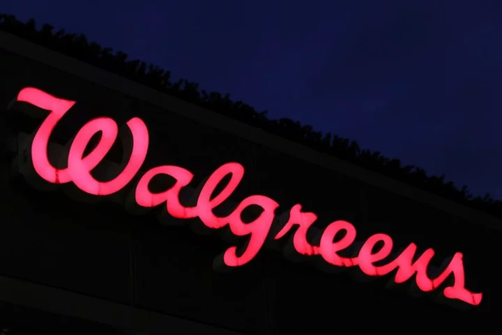 Walgreens maps out $1 billion in cost cuts as profit forecast underwhelms