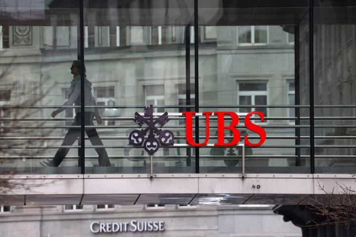 UBS Balks at Potential IPO for Credit Suisse Domestic Unit, Swiss Paper Says