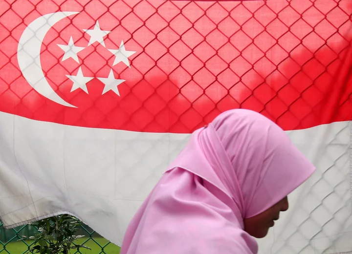 Singapore Gives Nod to Three to Compete in Presidential Election