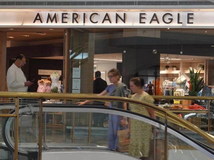 American Eagle sues Westfield over San Francisco mall conditions