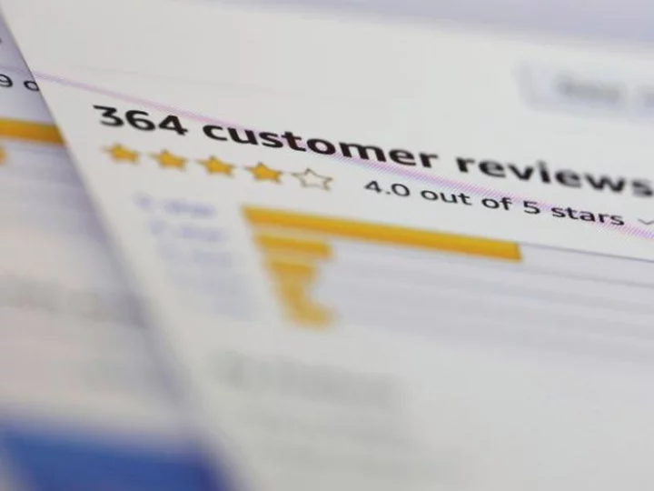 The FTC wants to make it harder to publish fake product reviews