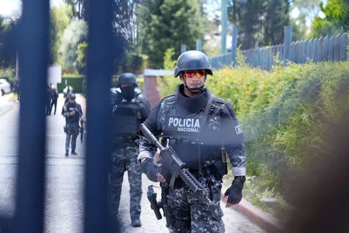 Murder, Cocaine and Tears: Ecuador Confronts a Perilous Descent