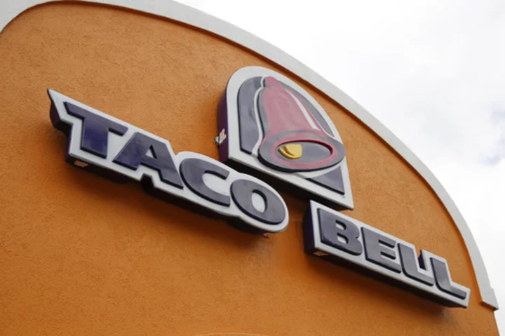 'Taco Tuesday' trademark tiff flares anew between fast food competitors