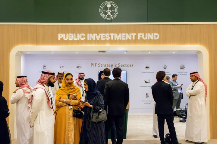 Saudi PIF Developer Lines Up $2.7 Billion for Building Spree