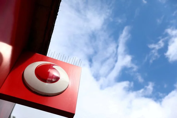 Factbox-Vodafone, Hutchison UK merger to create country's largest mobile operator