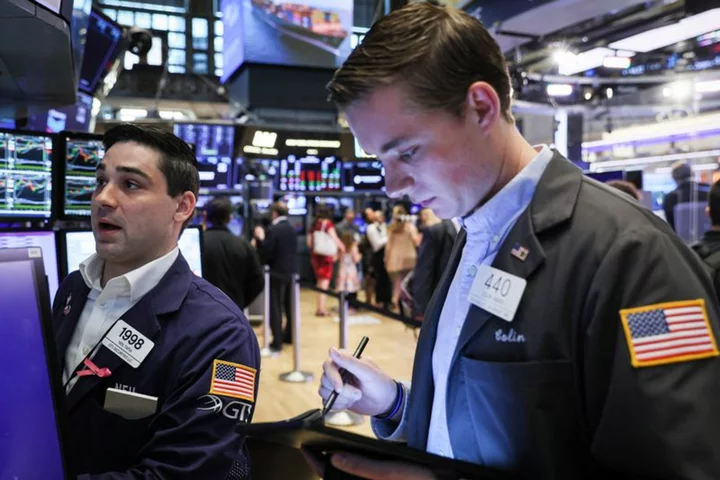 Marketmind: Inflation anxiety, yet S&P 500 keeps on running