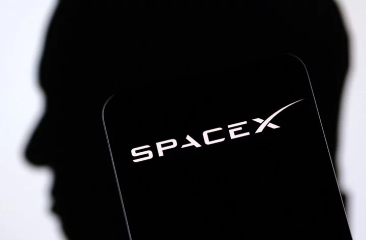US sues SpaceX, alleges hiring discrimination against asylum seekers, refugees
