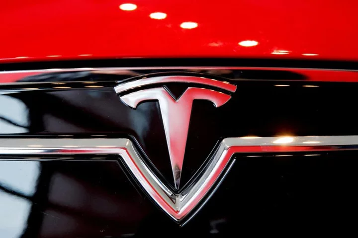Tesla urges EPA to finalize tougher US heavy duty emissions cuts