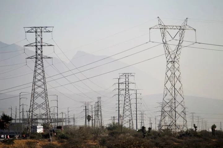 In Mexico, private cash races to plug nearshoring energy crunch
