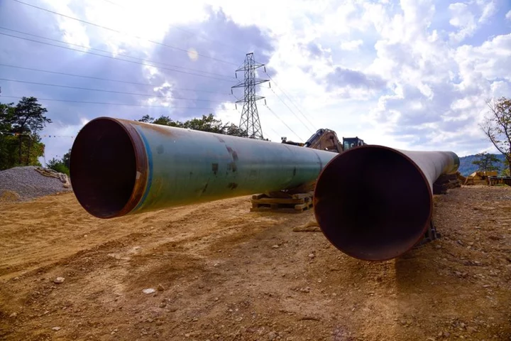 Equitrans US Mountain Valley natgas pipe on track for end 2023 completion