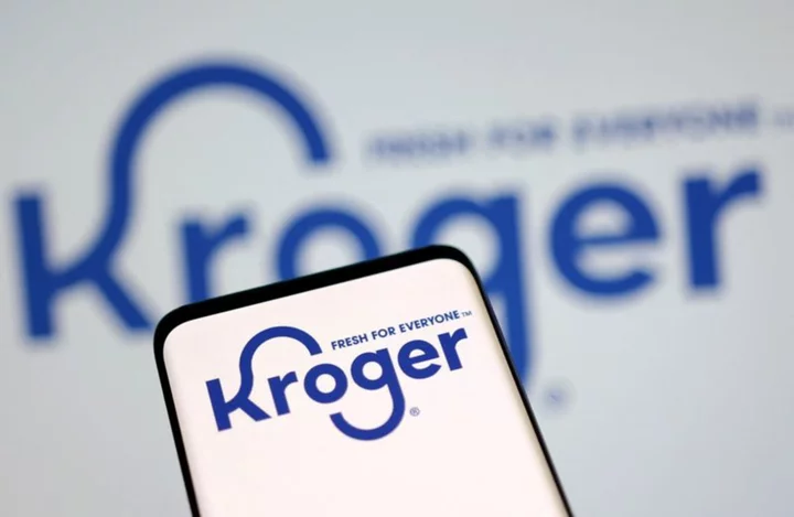 Kroger settles opioid case, posts net loss on related charge