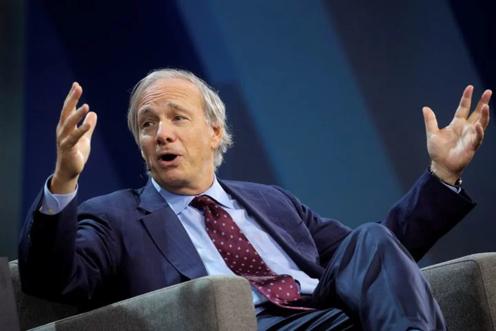 Bridgewater's Ray Dalio warns of impending debt crisis in US - CNBC