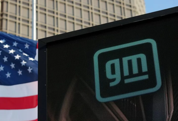 GM makes counteroffer to UAW in strike talks