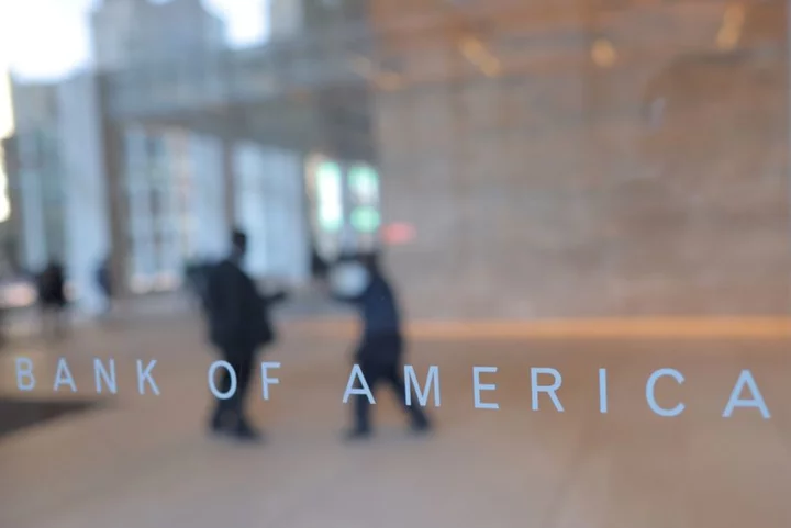 Bank of America to raise minimum wage to $23 an hour in October