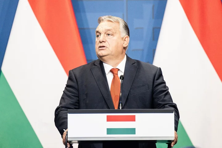 Hungary’s Orban Taunts Romania, Sharpening Dispute on Ethnicity