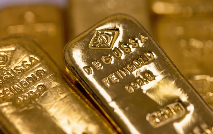 Investors Say They’ll Stick With Gold as Fed Cycle Nears End