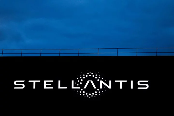 Stellantis invests 100 million euros in startups, mobility fund