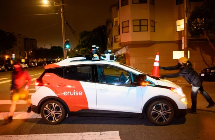 San Francisco's race for robo-taxis cleaves sharp divide over safety