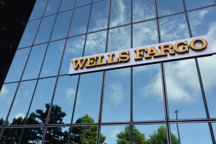 Wells Fargo’s Gun Policies Probed by Texas in Risk to Muni Work