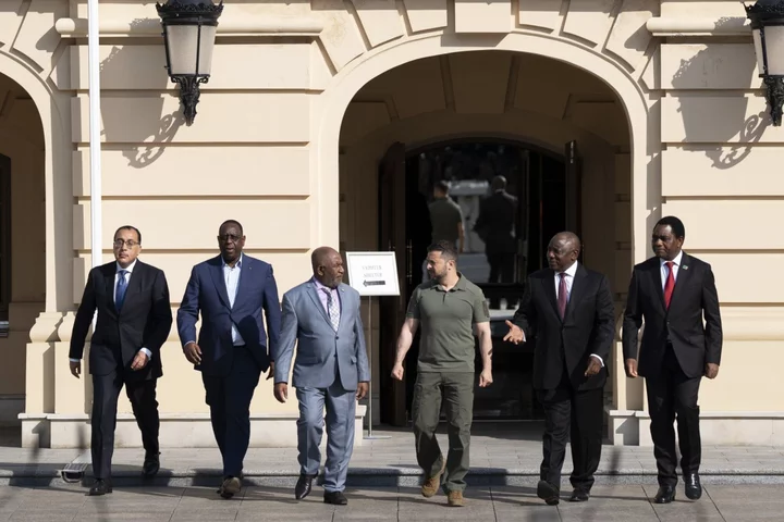 Putin Meets With African Leaders on Their Ukraine Peace Plan