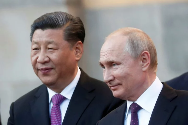 China urges deeper trade ties with Russia despite Western rebuke