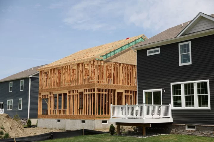 U.S. homebuilder D.R. Horton beats Q4 estimates on tight housing supply