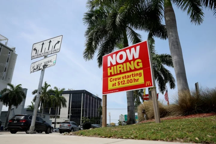 US logs fastest hiring pace in months