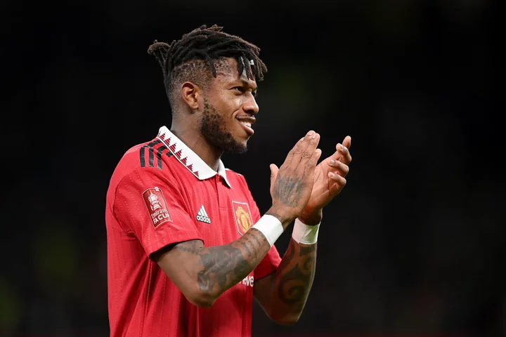 Turkey’s Fenerbahce Signs Manchester United Football Star `Fred’ 