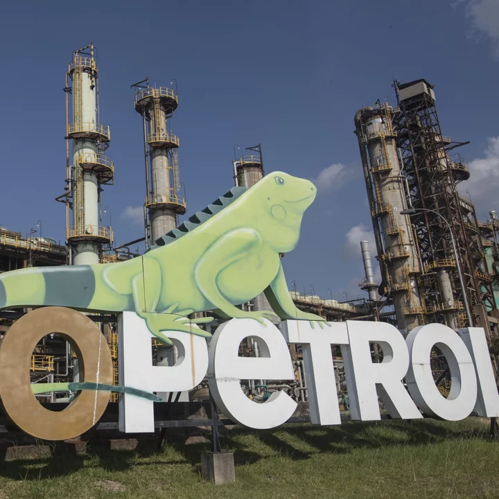 Colombia Government to Honor Its Ecopetrol Debt, Official Says