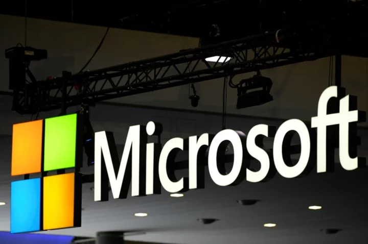 Microsoft fights $29 bn US back tax claim
