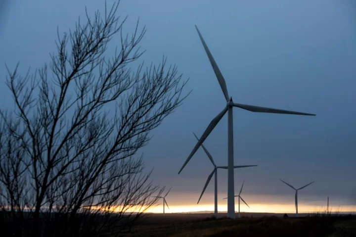 UK eases effective ban on onshore wind in England