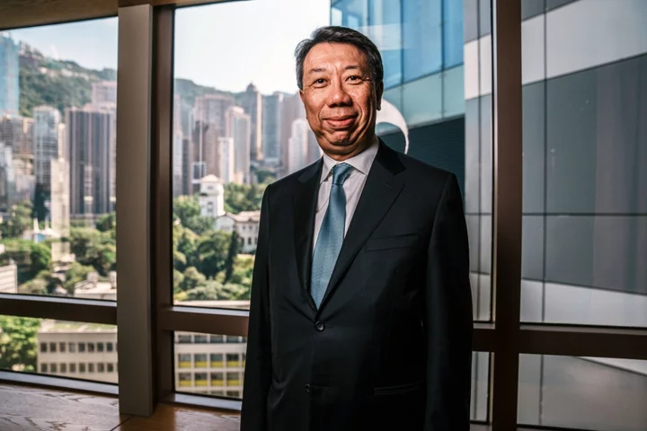 StanChart’s Asia CEO Ready for Bumpy Road, Bets on China Wealth