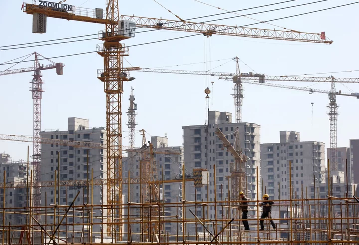China Vanke Says Local Home Market Is Worse Than Expected