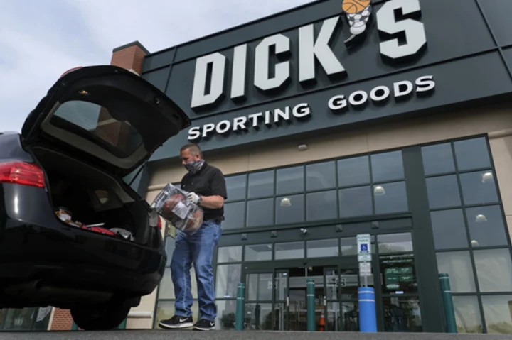 Dick's 2Q profit falls, and the retailer lowers its full-year outlook on worries about theft