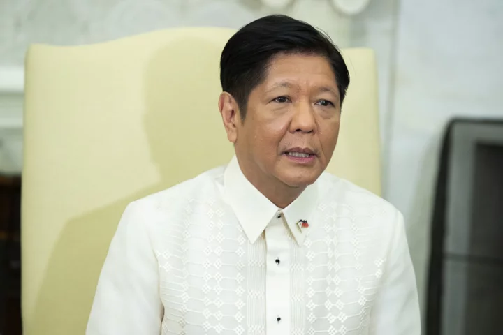 Philippines’ Marcos Says Sovereign Wealth Fund Will Proceed