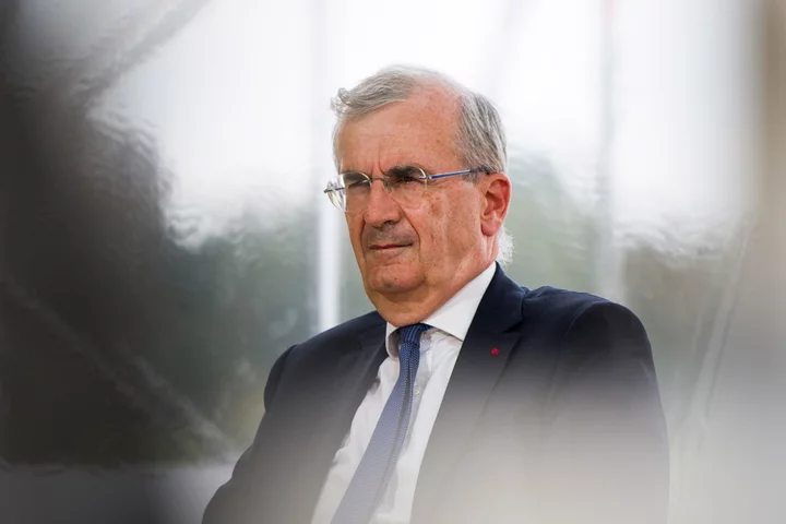 ECB’s Villeroy Says Slowing Inflation Justifies Halting Hikes