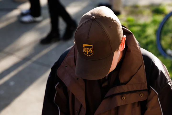 UPS Workers Approve $30 Billion Labor Contract Lifting Wages