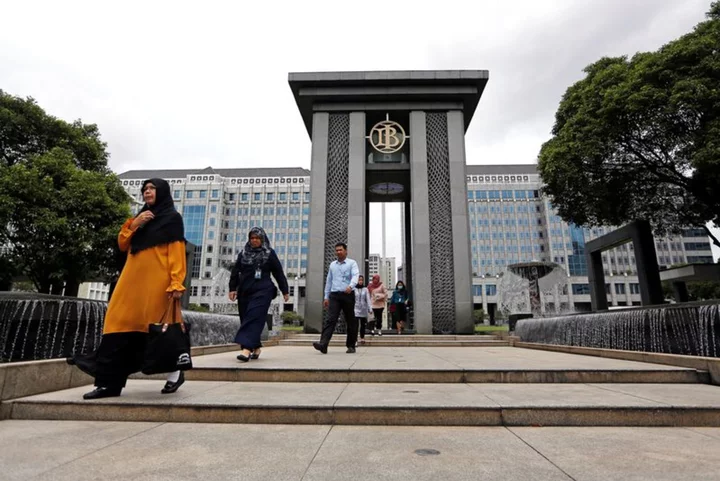 Indonesia posts smaller current account deficit in Q3 as export demand picks up