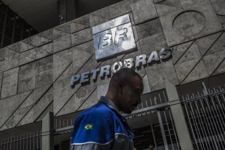 Petrobras Is Said to Plan First Dollar Bond Sale Since 2021