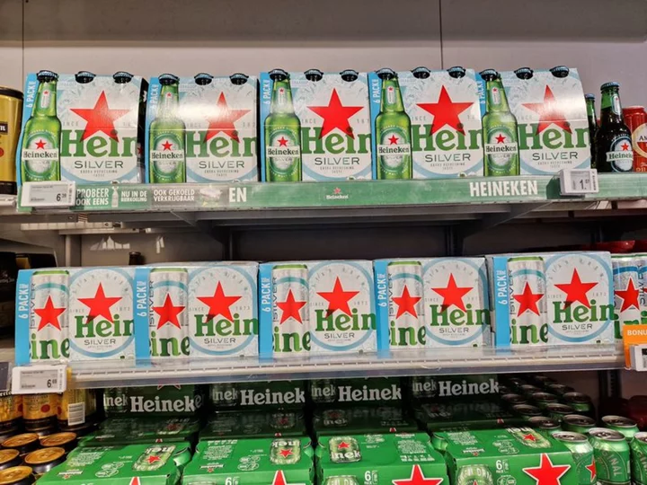 As Bud slips, Heineken plots further shake-up of U.S. light beer